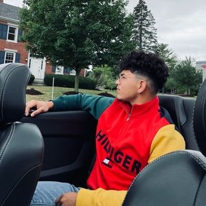 Meet your Posher, Carlos